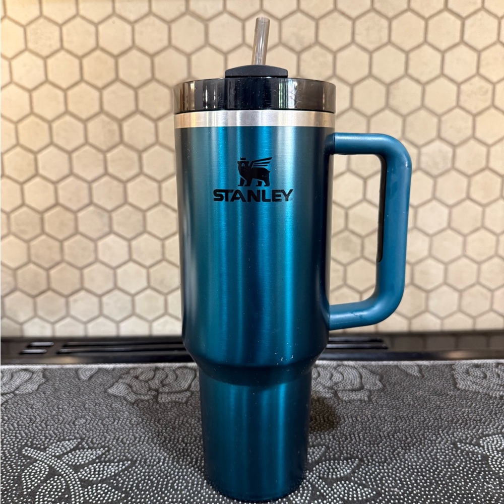 Stanley 40oz Quencher